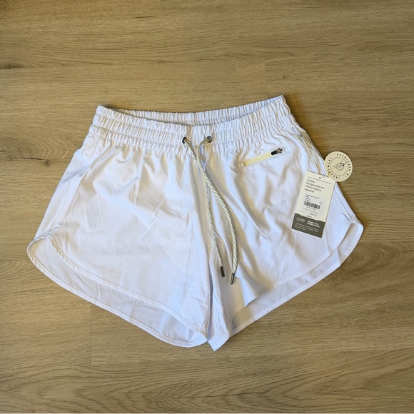 Vuori Pants - NWT vuori clementine 2.0 shorts